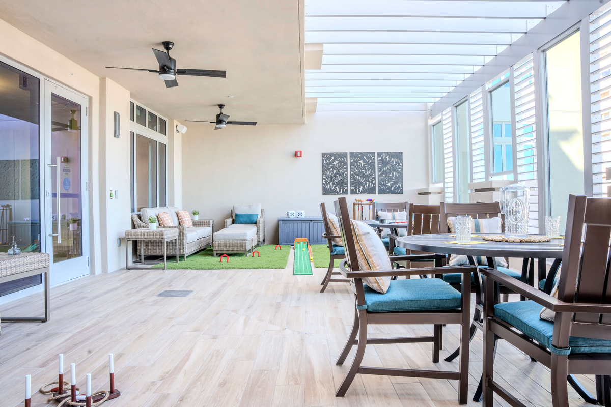 Patio | Sunrise of Coral Gables