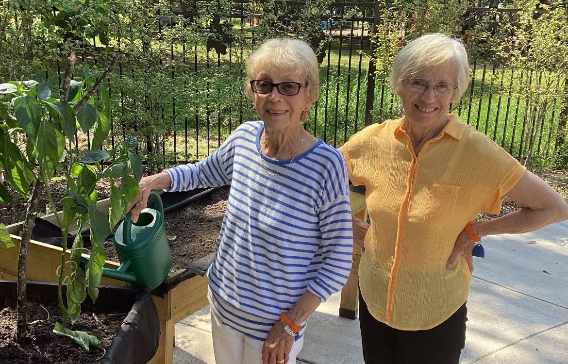 McLean Village Residents | Pat and Joan