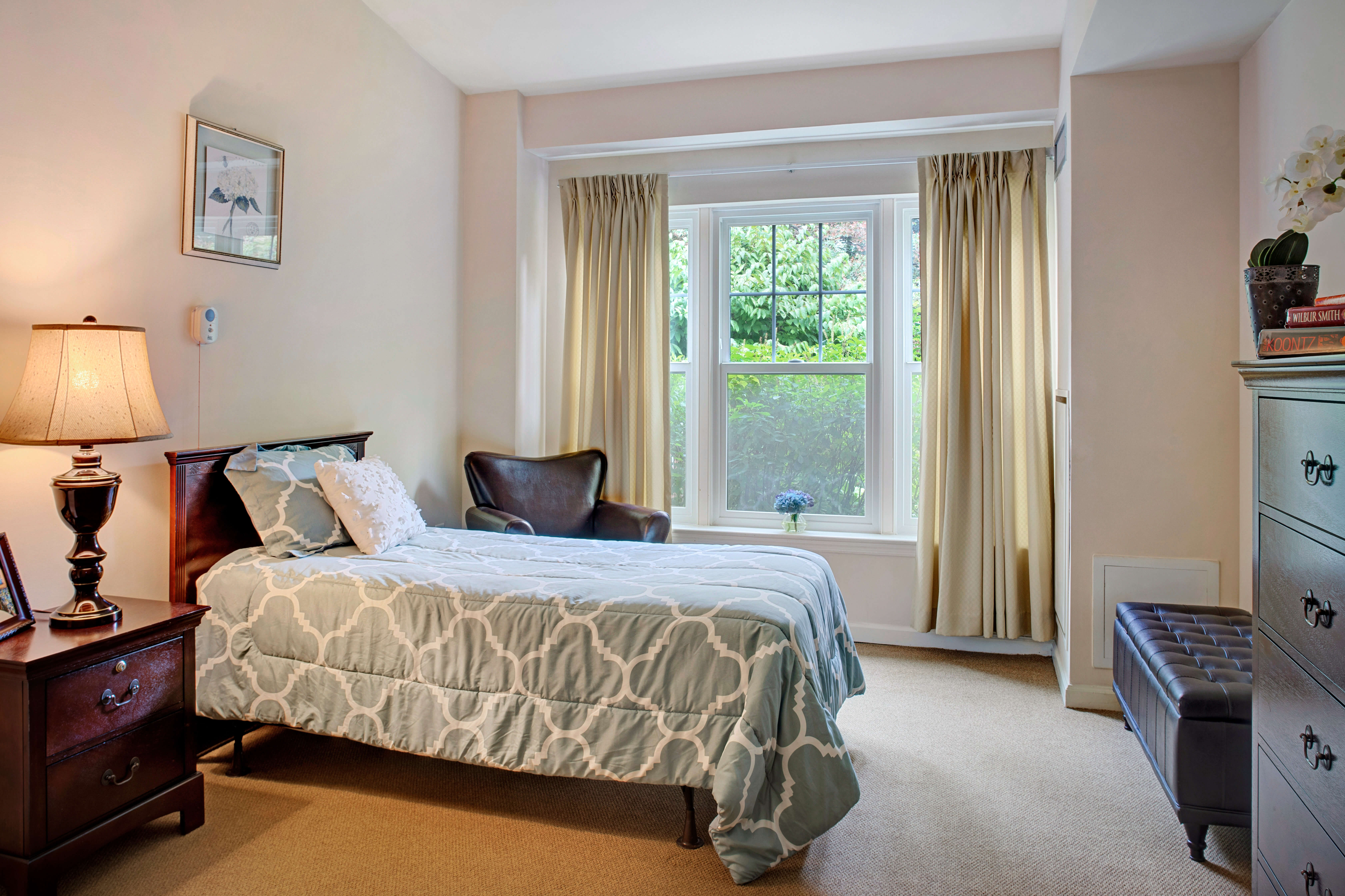 Sunrise of Silver Spring | Bedroom