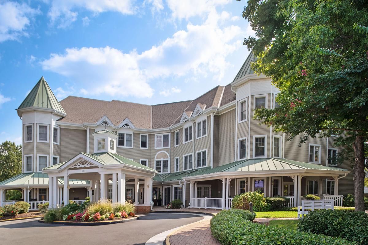 Sunrise of Falls Church I exterior