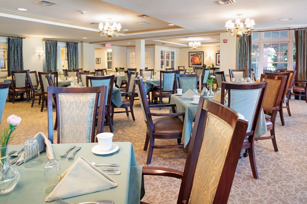 Dining Room, Sunrise at Beaconsfield