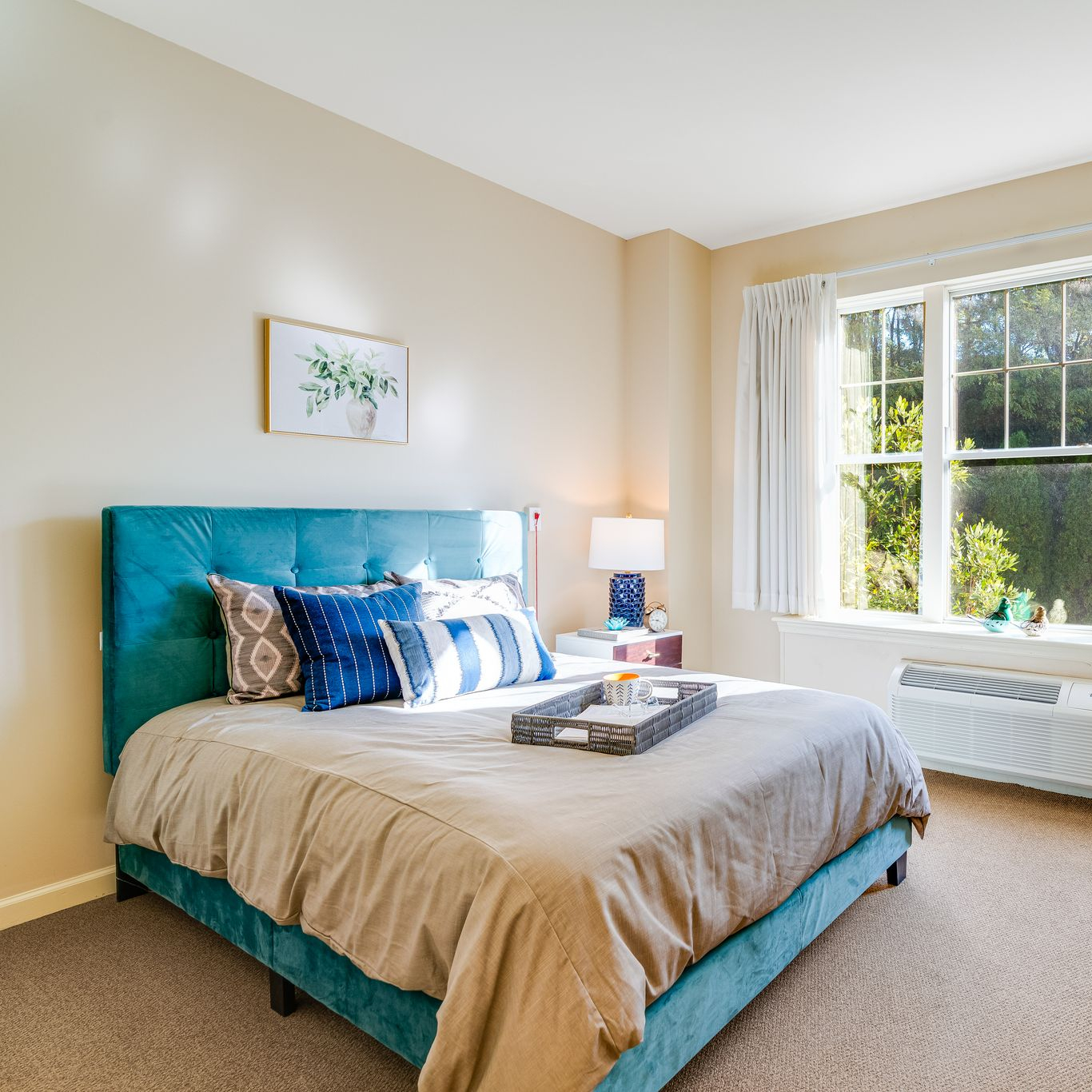 Sunrise of Louisville | Model Bedroom