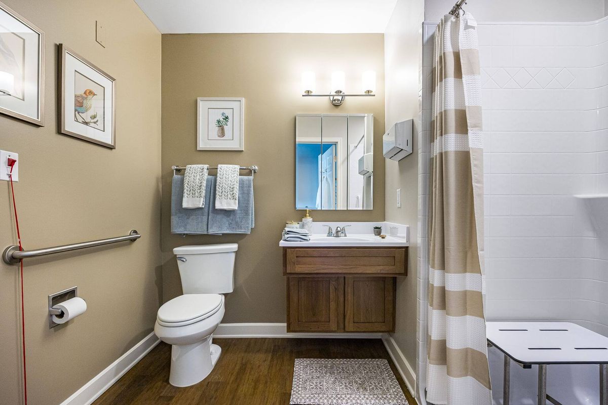 Suite Bathroom at Sunrise of Basking Ridge