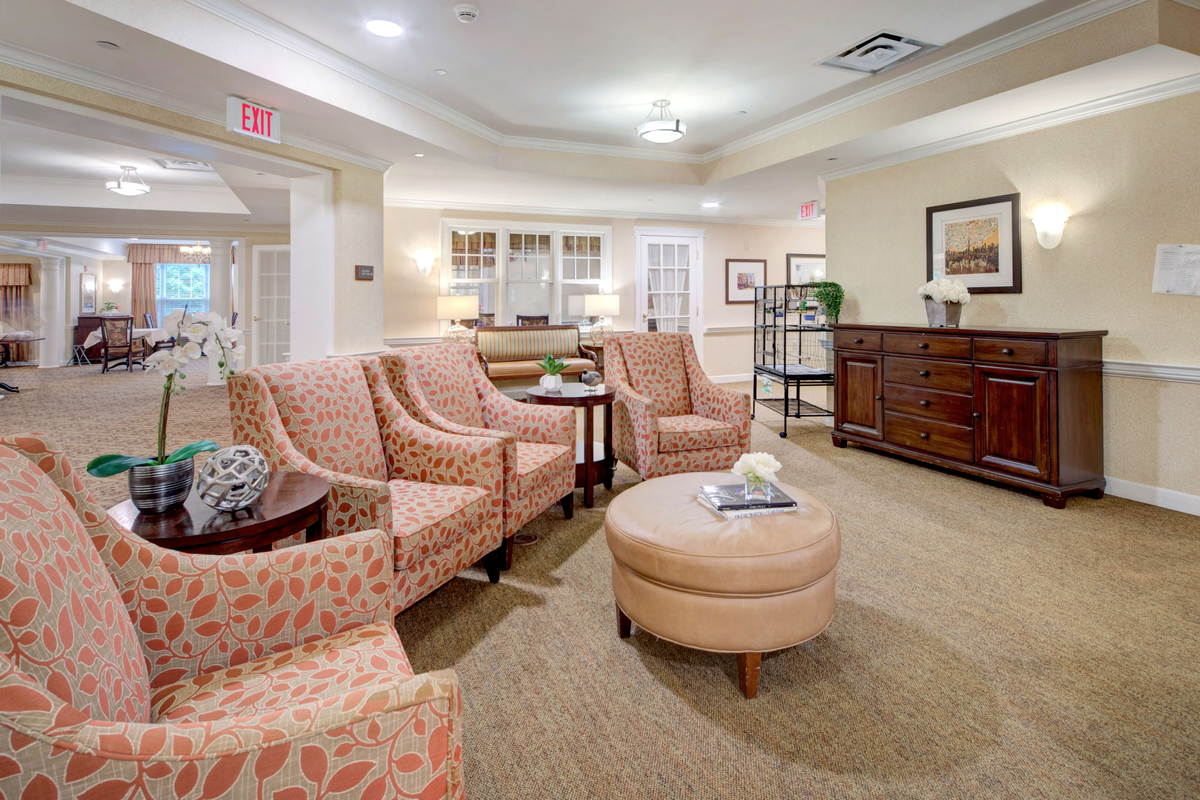 Sitting Room | Sunrise of Aurora