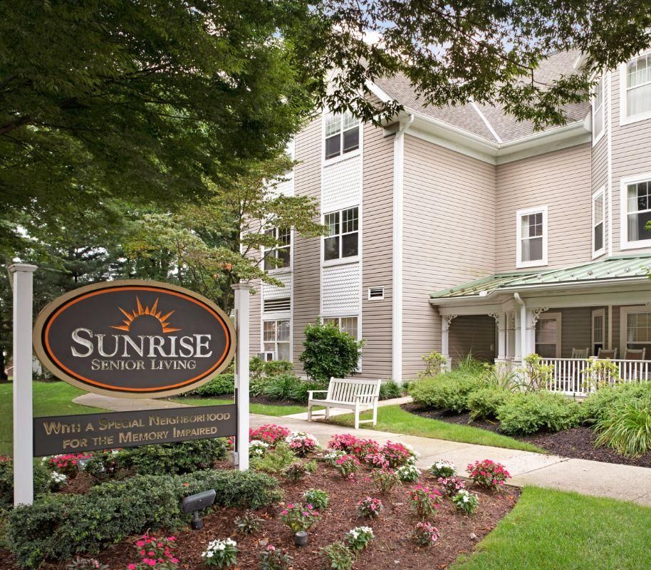 Exterior, Sunrise of Paramus