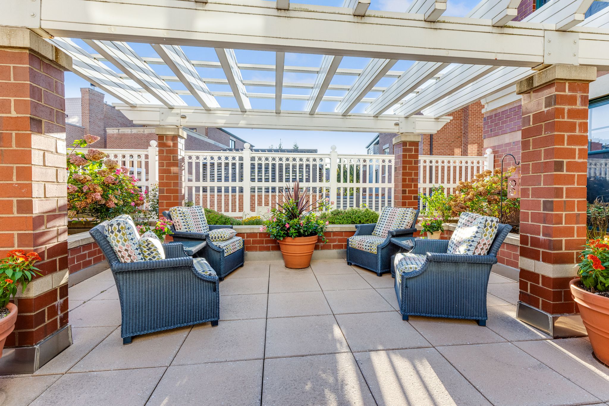 Sunrise of Lincoln Park | Patio