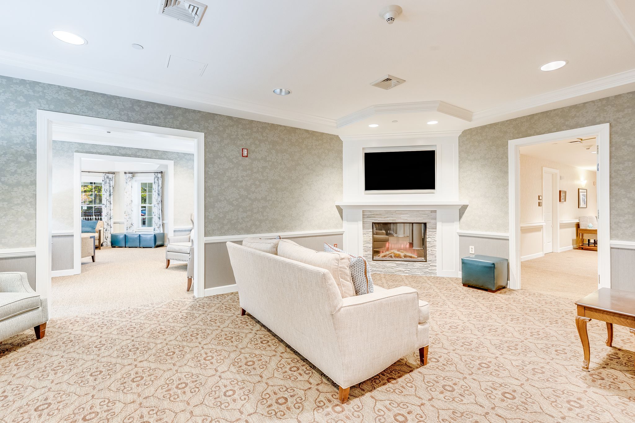 Sitting Room | Sunrise of Smithtown
