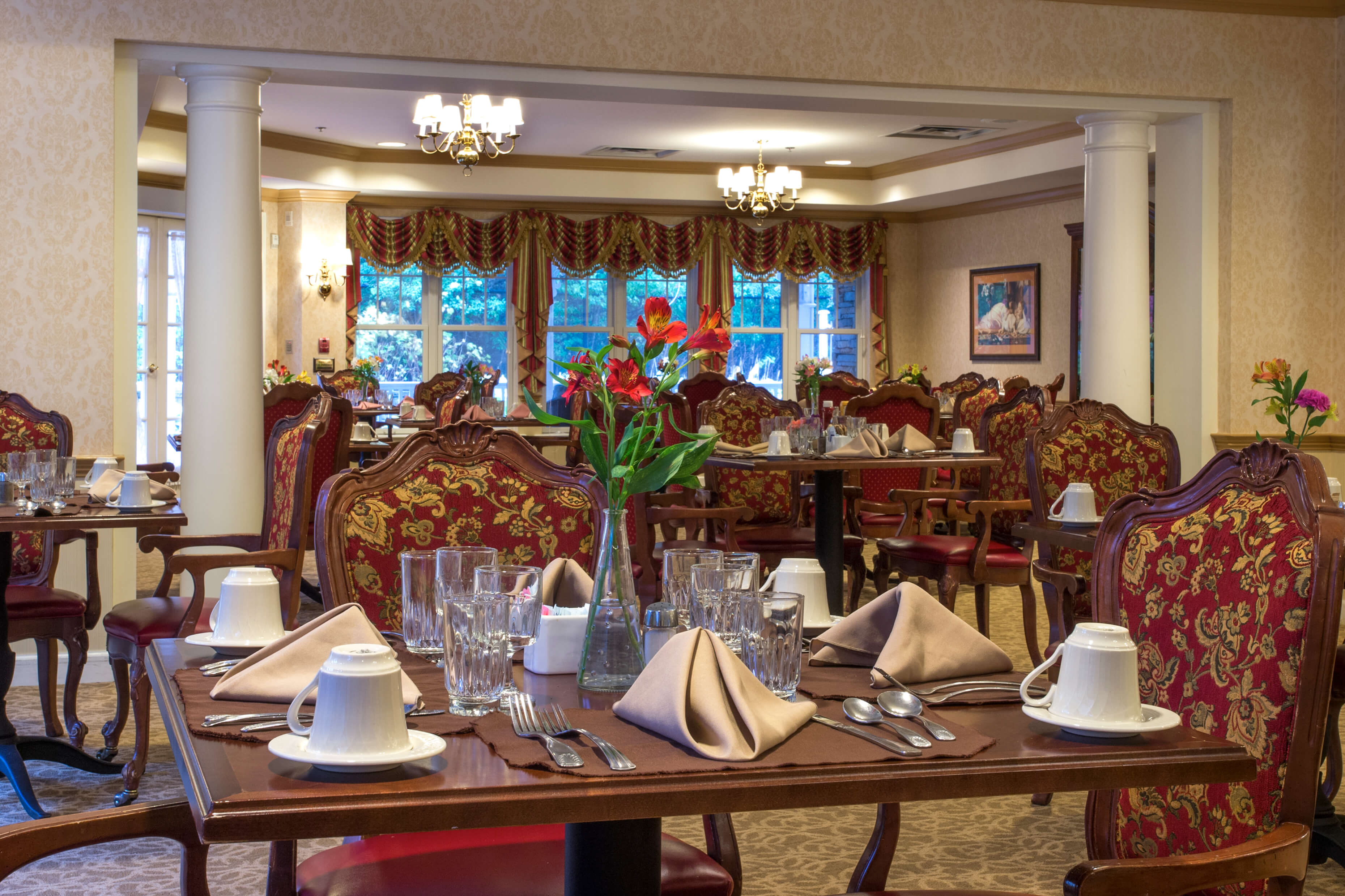 Sunrise of Erin Mills | Dining Room