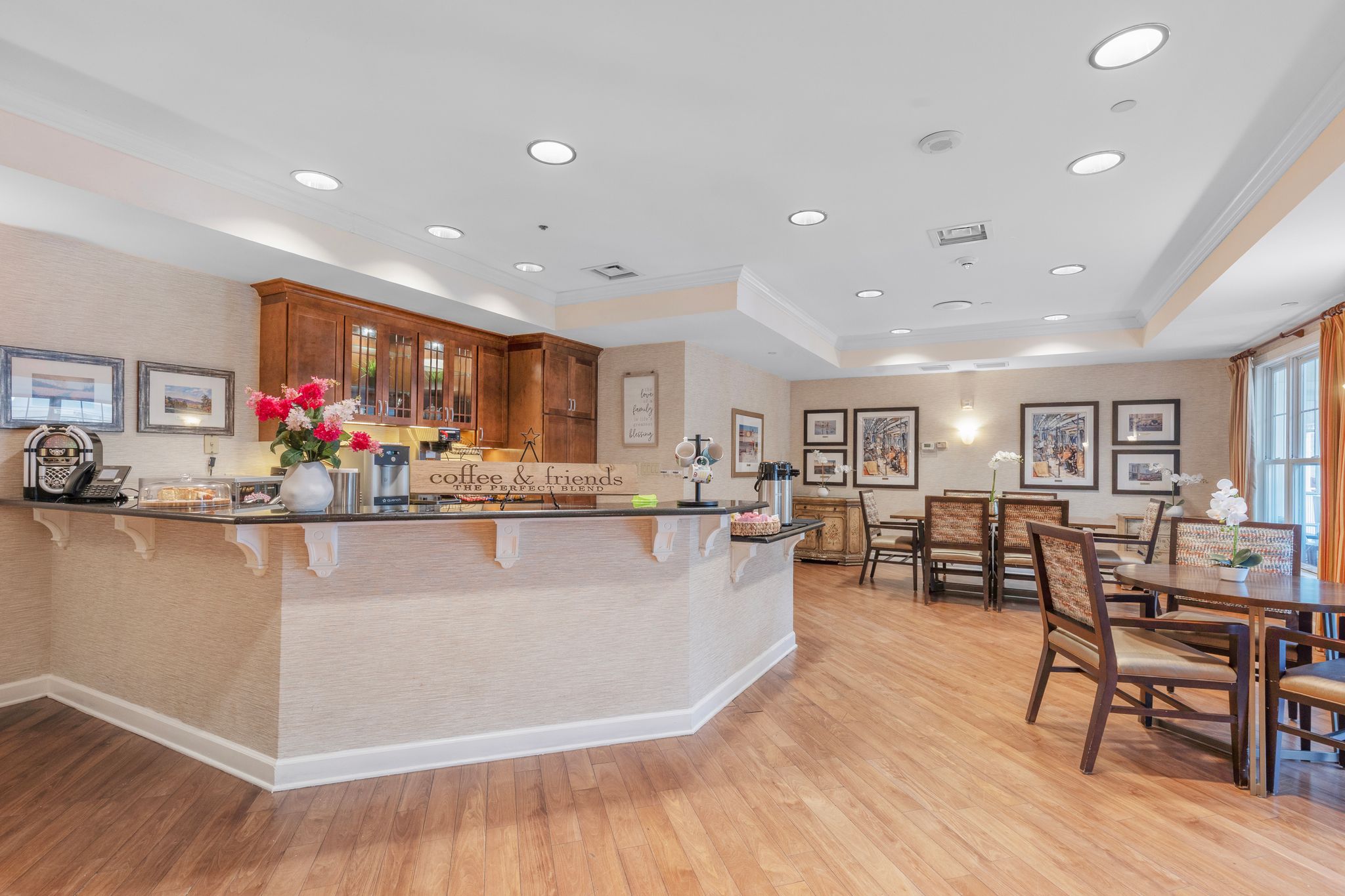 Bistro | Sunrise of Crestwood