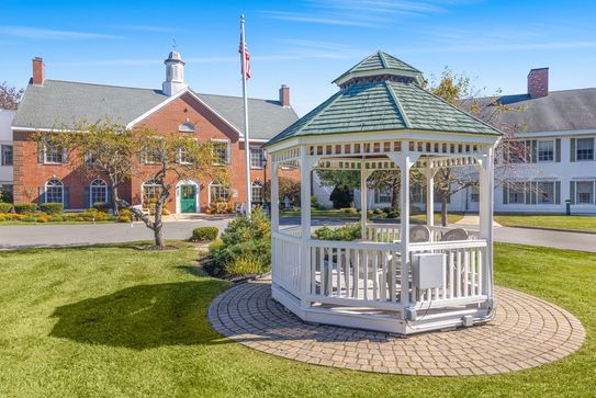 Gazebo at Huntington Common