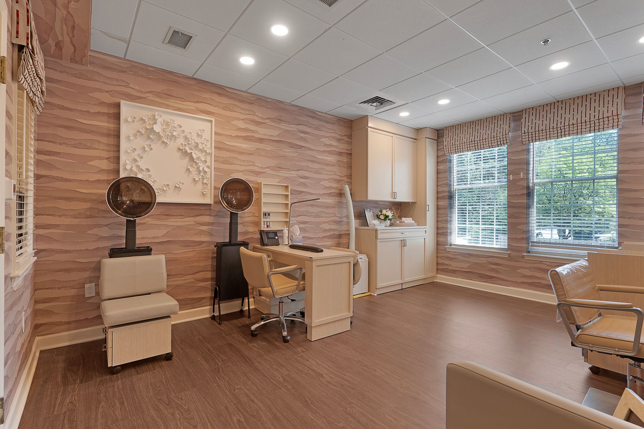 Salon | Sunrise at Reston Town Center