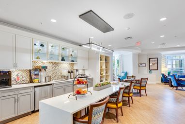 Sunrise of Summit | Bistro