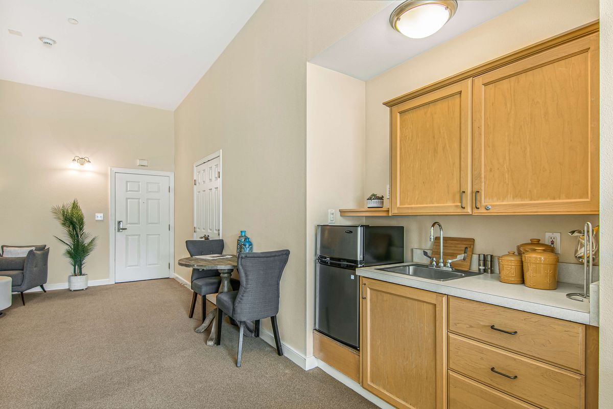 Suite Kitchen Area | Sunrise of Hermosa Beach