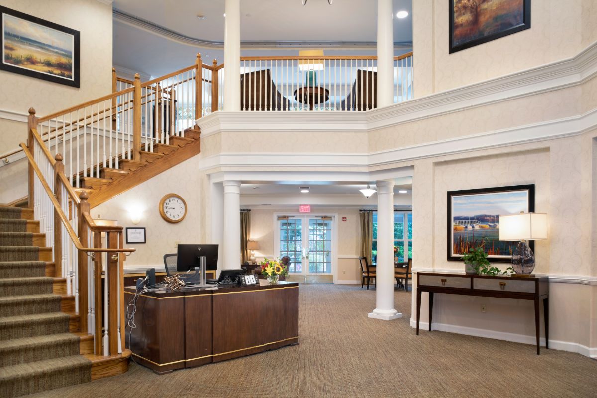 Sunrise of Arlington | Lobby