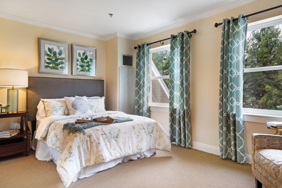 Suite Bedroom at Brighton Gardens of Stamford