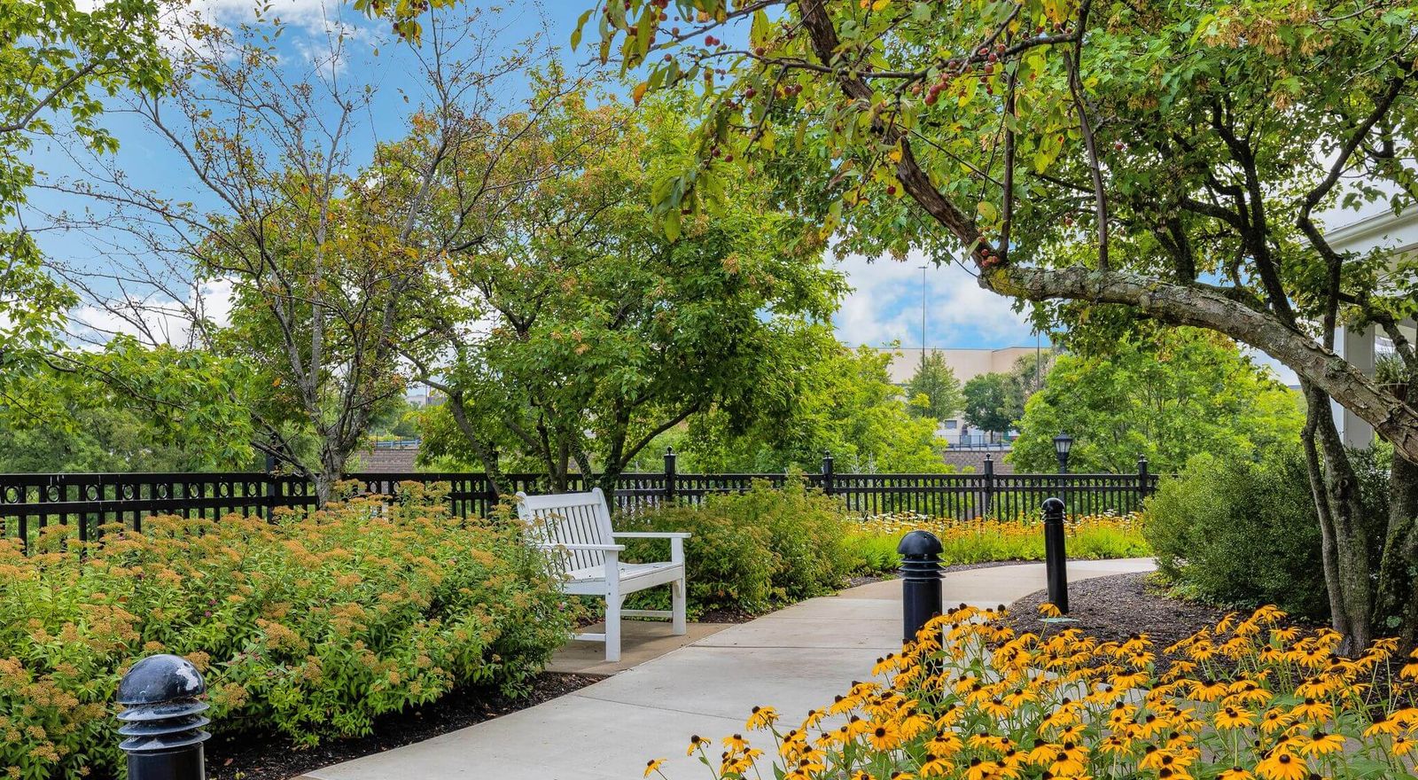 Personal Care in Upper St. Clair Sunrise Senior Living