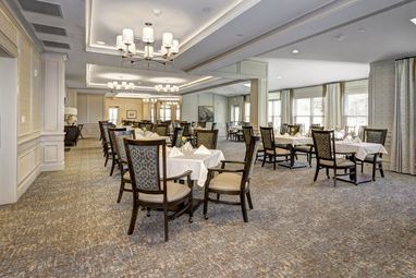 Dining Room | Sunrise of Mountain Lakes