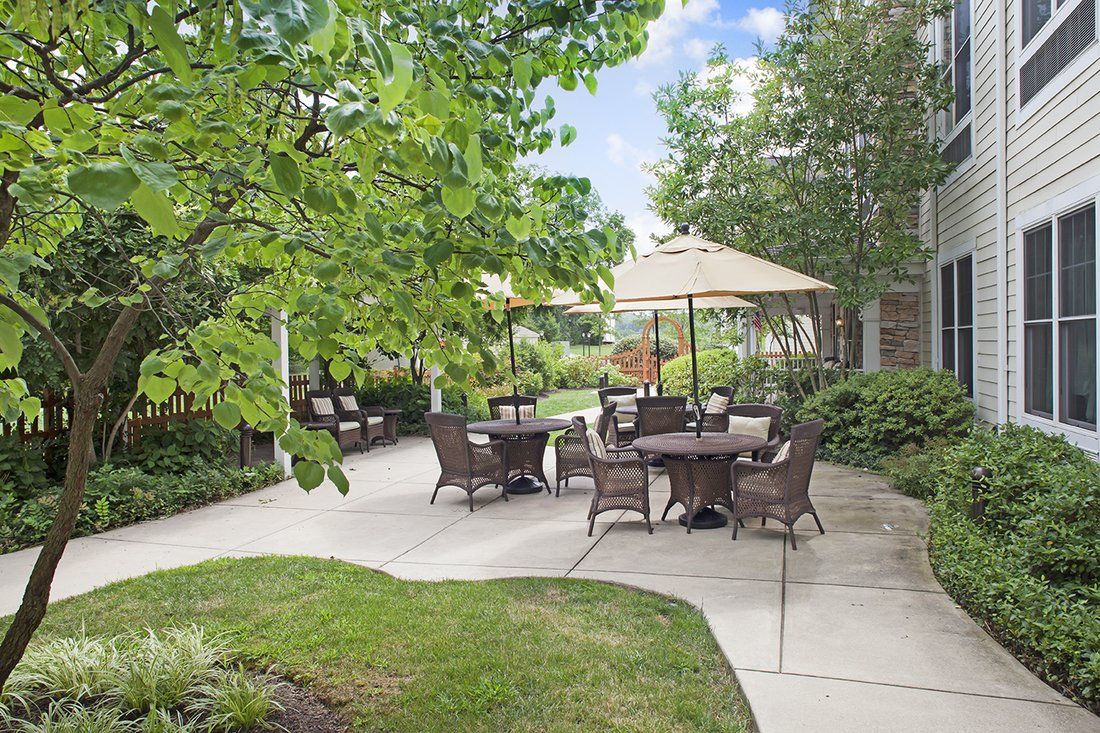 Sunrise of Dresher Courtyard Patio