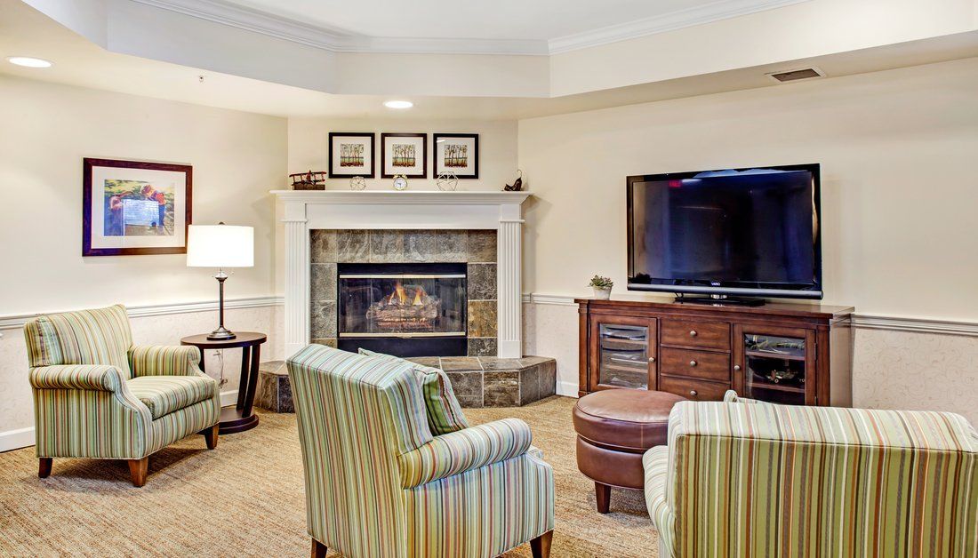 Living Room at Sunrise of Bellevue, WA