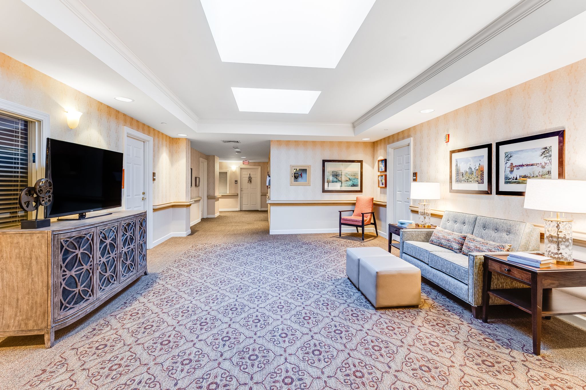 Sunrise of North Lynbrook | Living Room