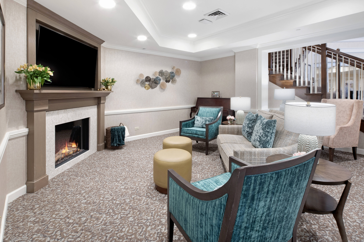 Living Room | Sunrise of Bloomingdale