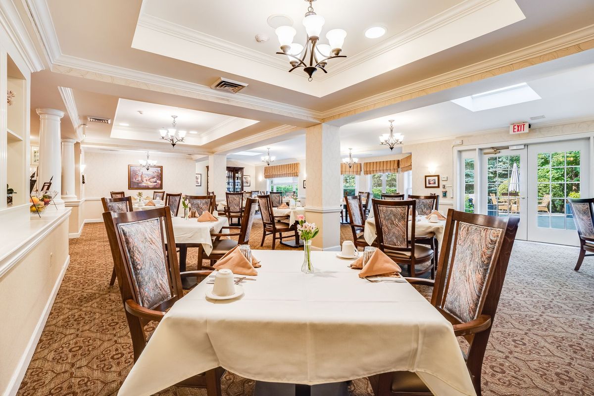 Dining Room at Sunrise of Gurnee