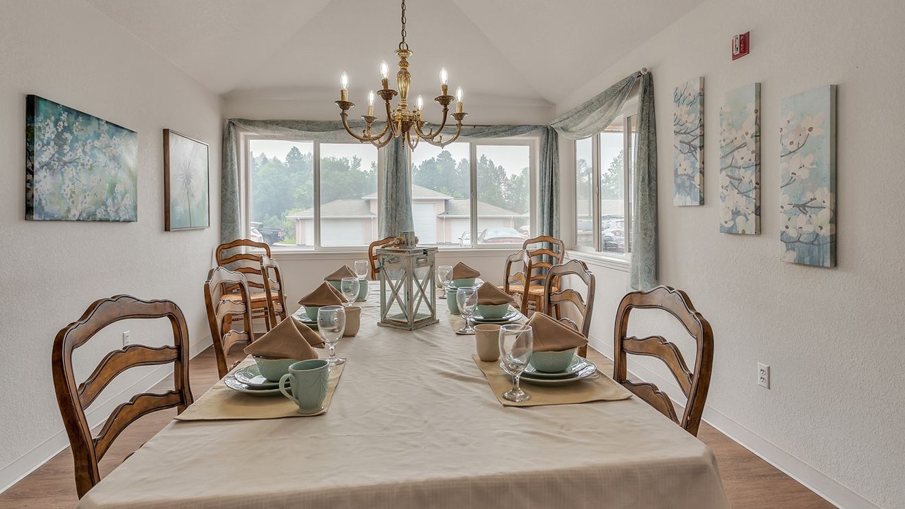 Holiday Hills Estates | Dining