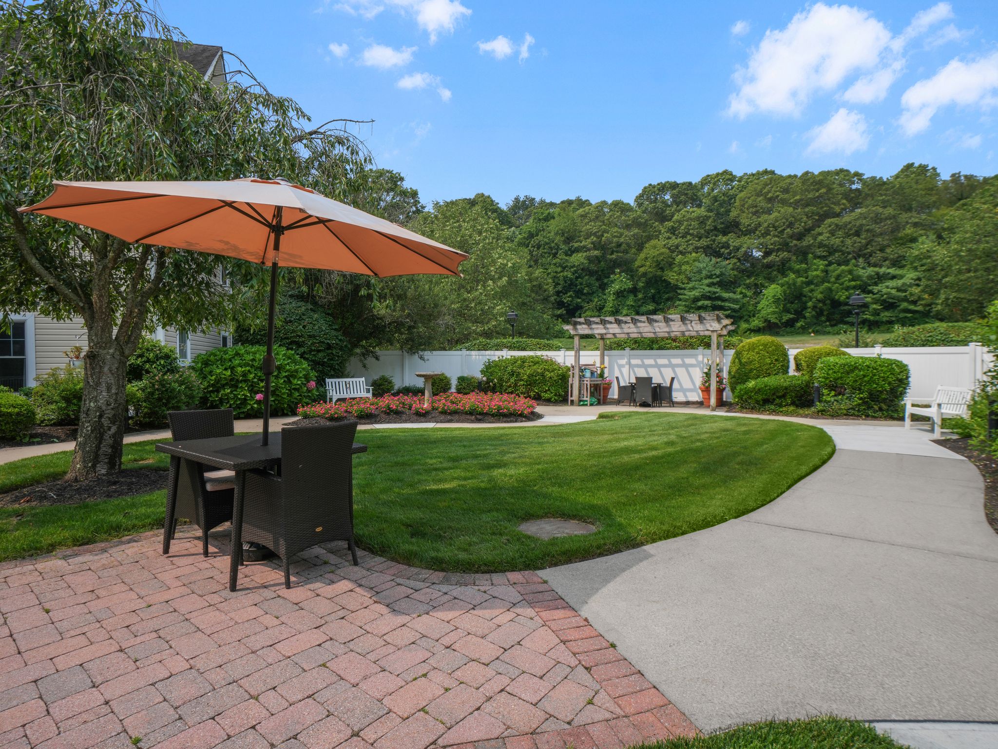 Garden | Sunrise of Dix Hills