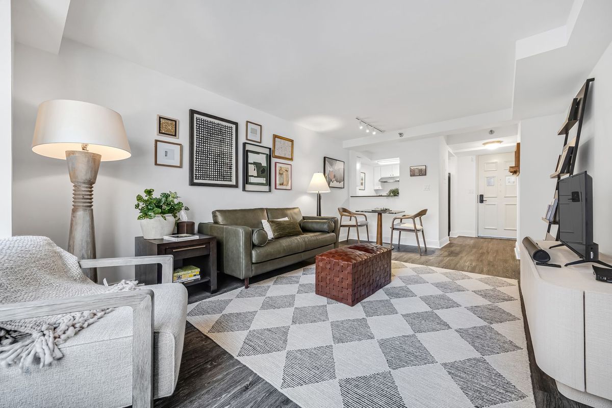 Model Living Room