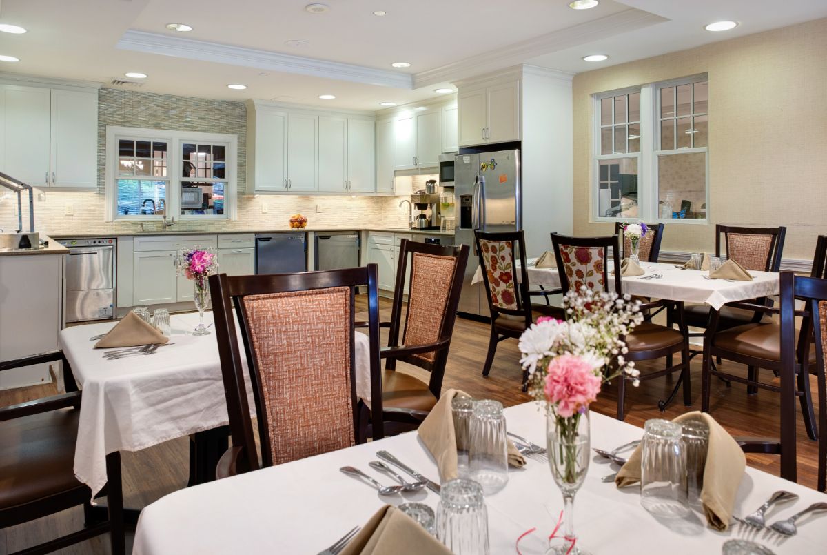 Dining Room | Sunrise at Five Forks