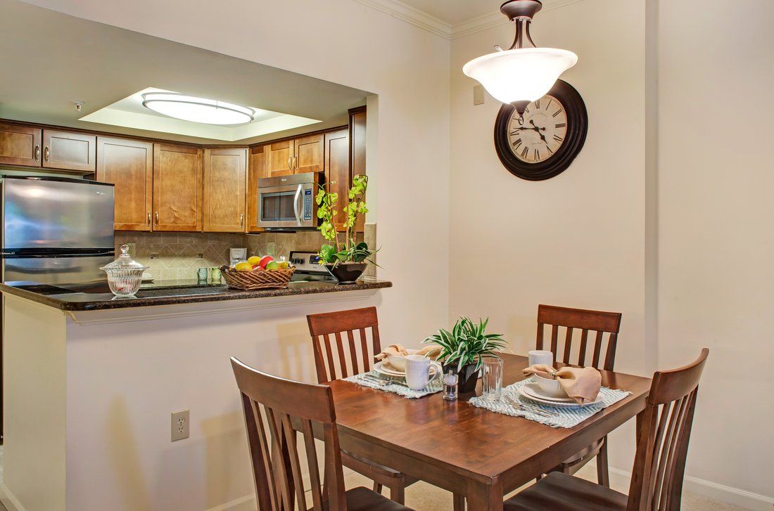 Independent Living - Model Dining Room