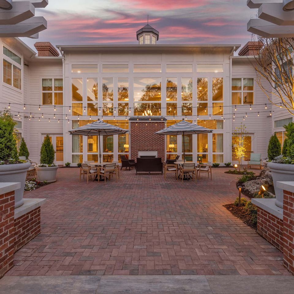 Varenita of West Cobb | Patio Image