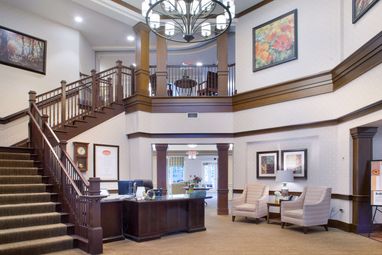 Sunrise of Fountain Square | Lobby