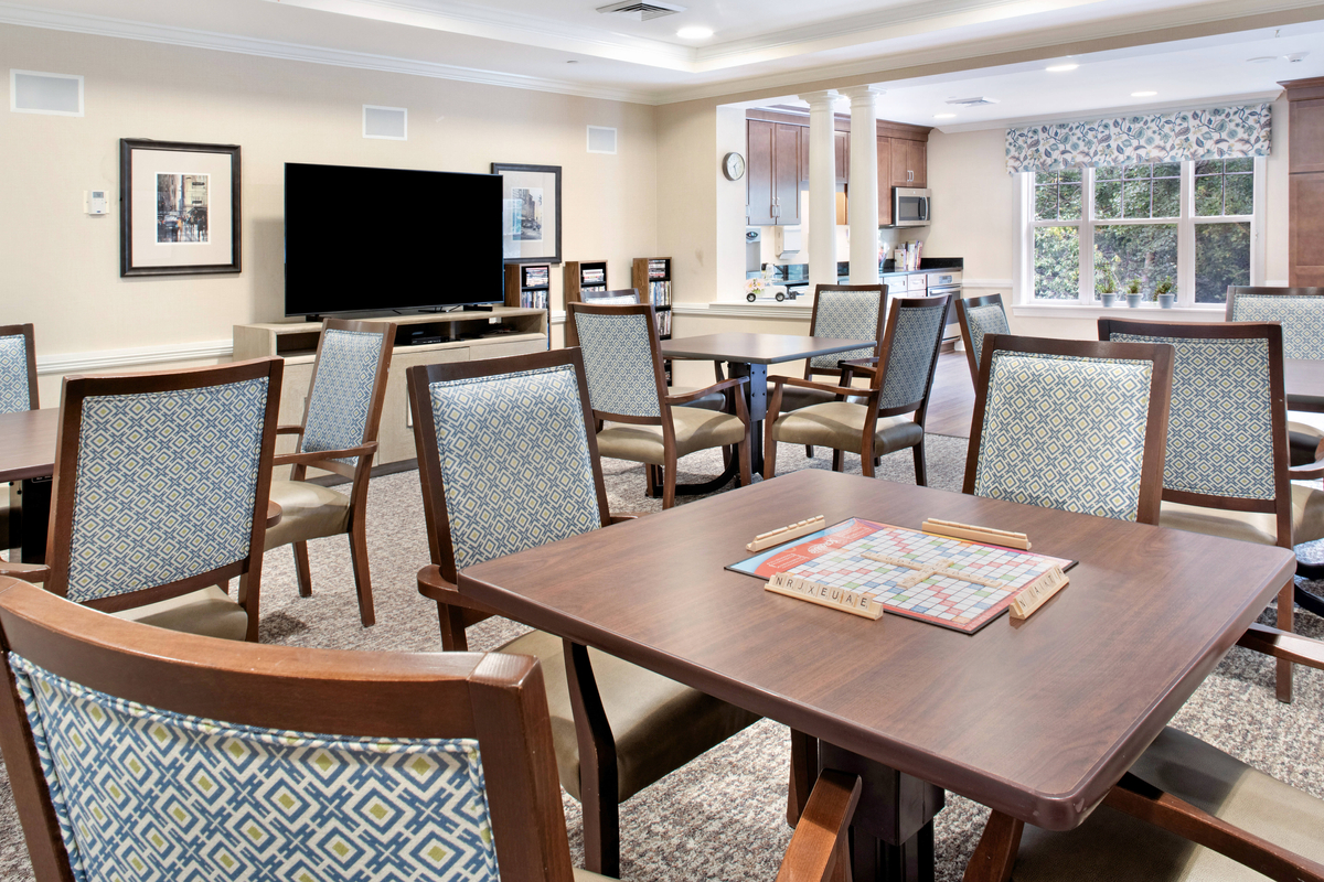 Activity Room | Sunrise of Bloomingdale