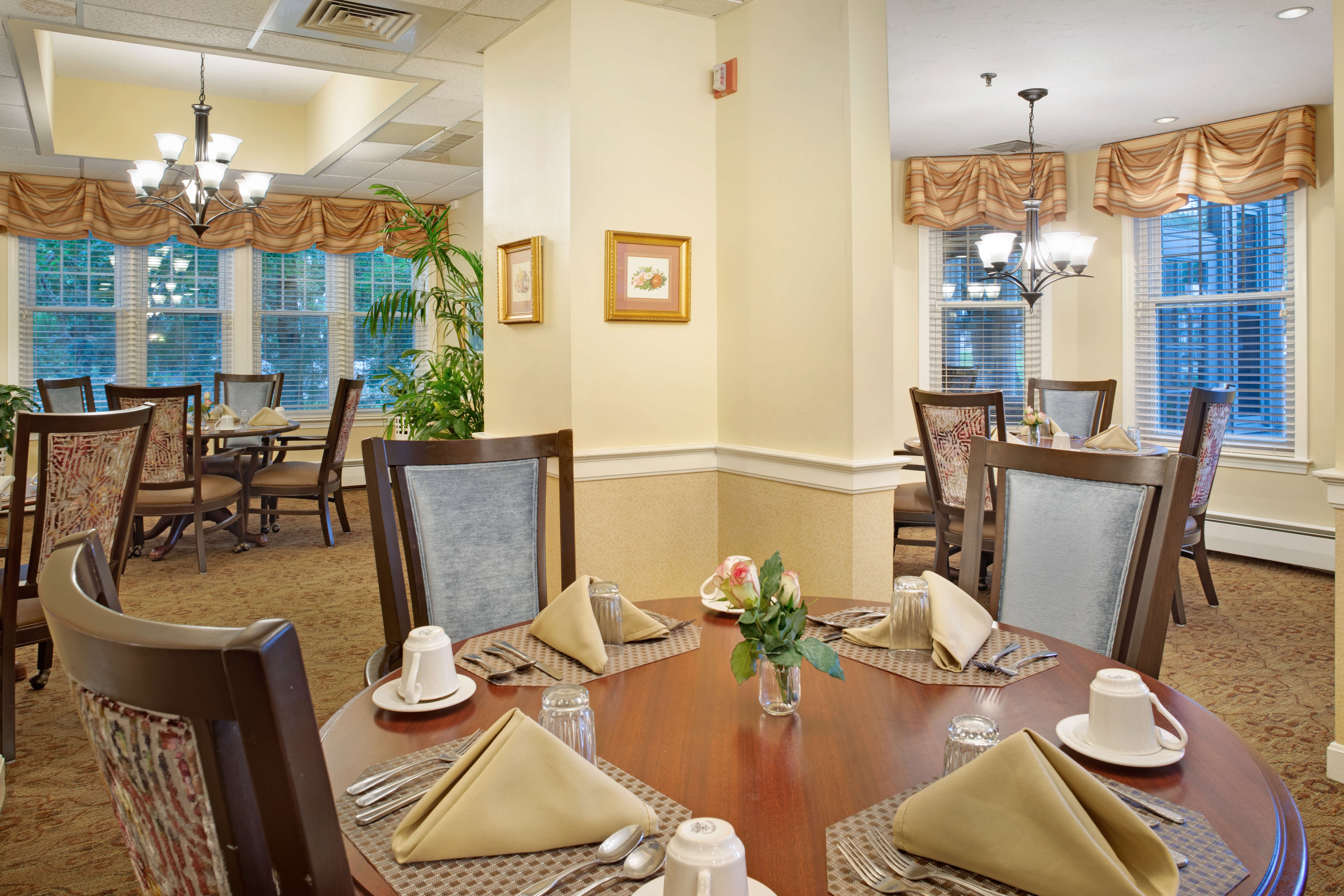 Sunrise at Gardner Park | Dining Room