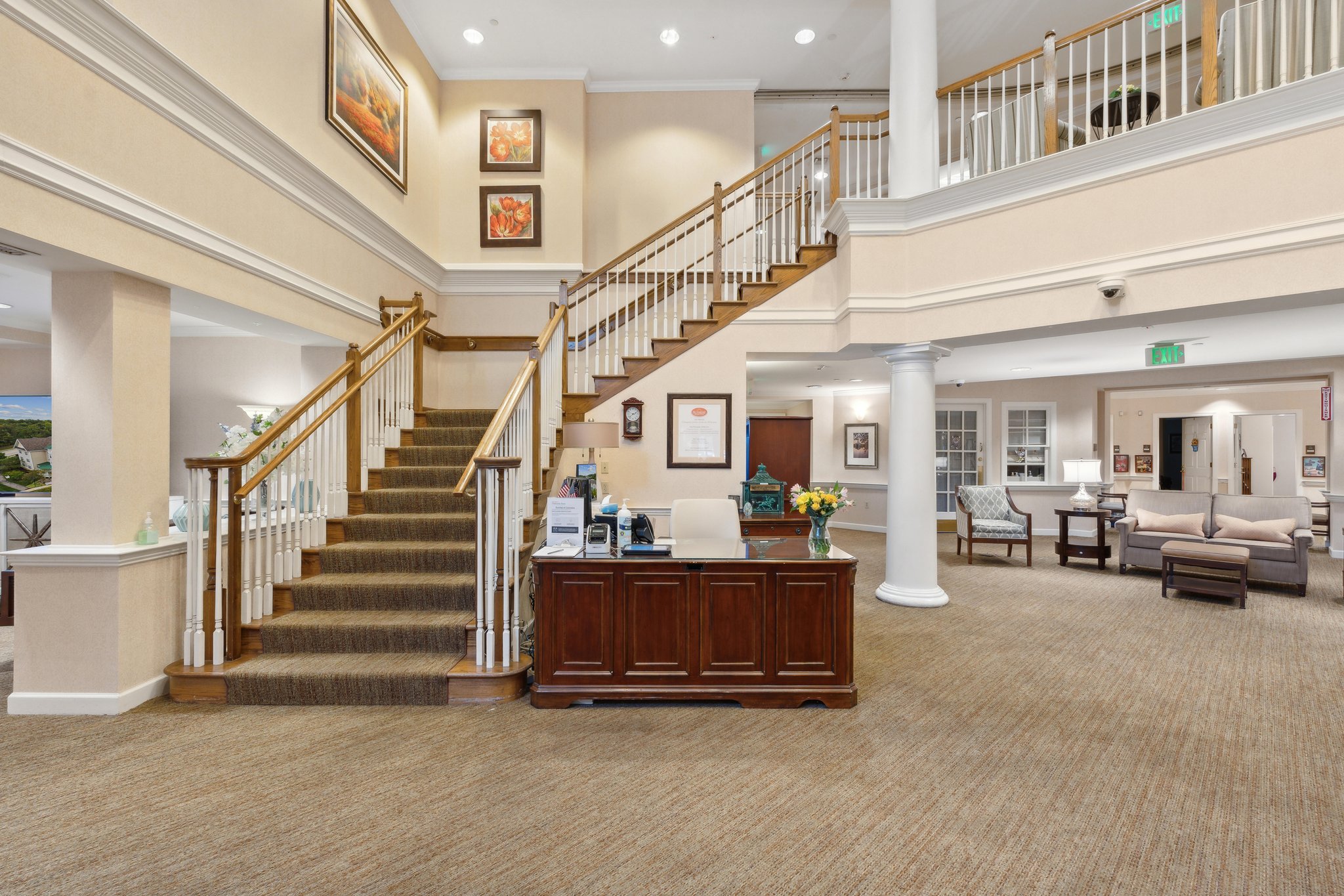 Sunrise of Columbia | Lobby