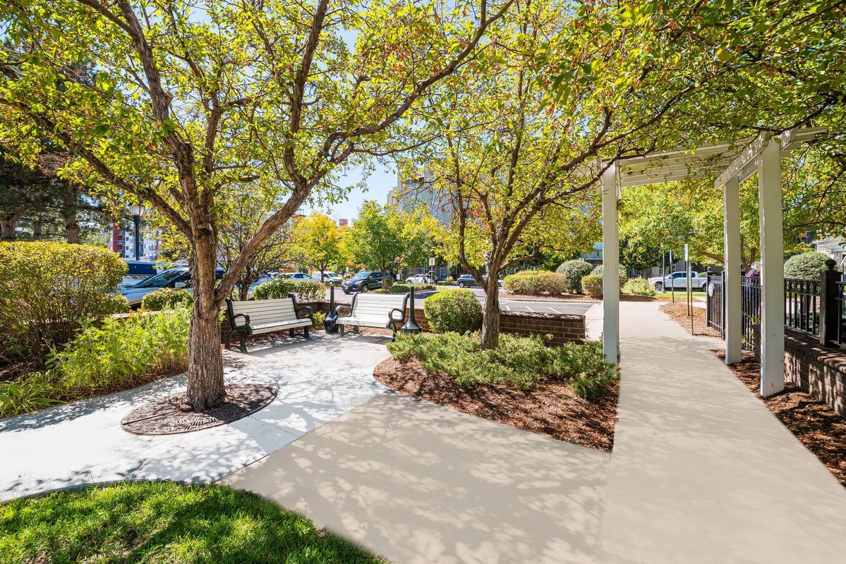 Sunrise at Cherry Creek | Exterior