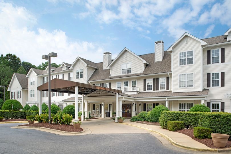 Brighton Gardens of Raleigh I exterior
