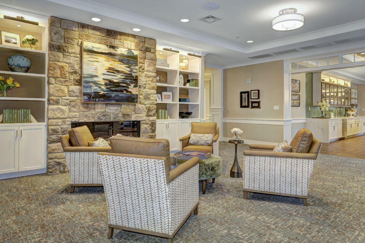 Living Room | Sunrise of Mountain Lakes