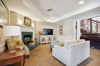 Living Room | Sunrise of East Meadow