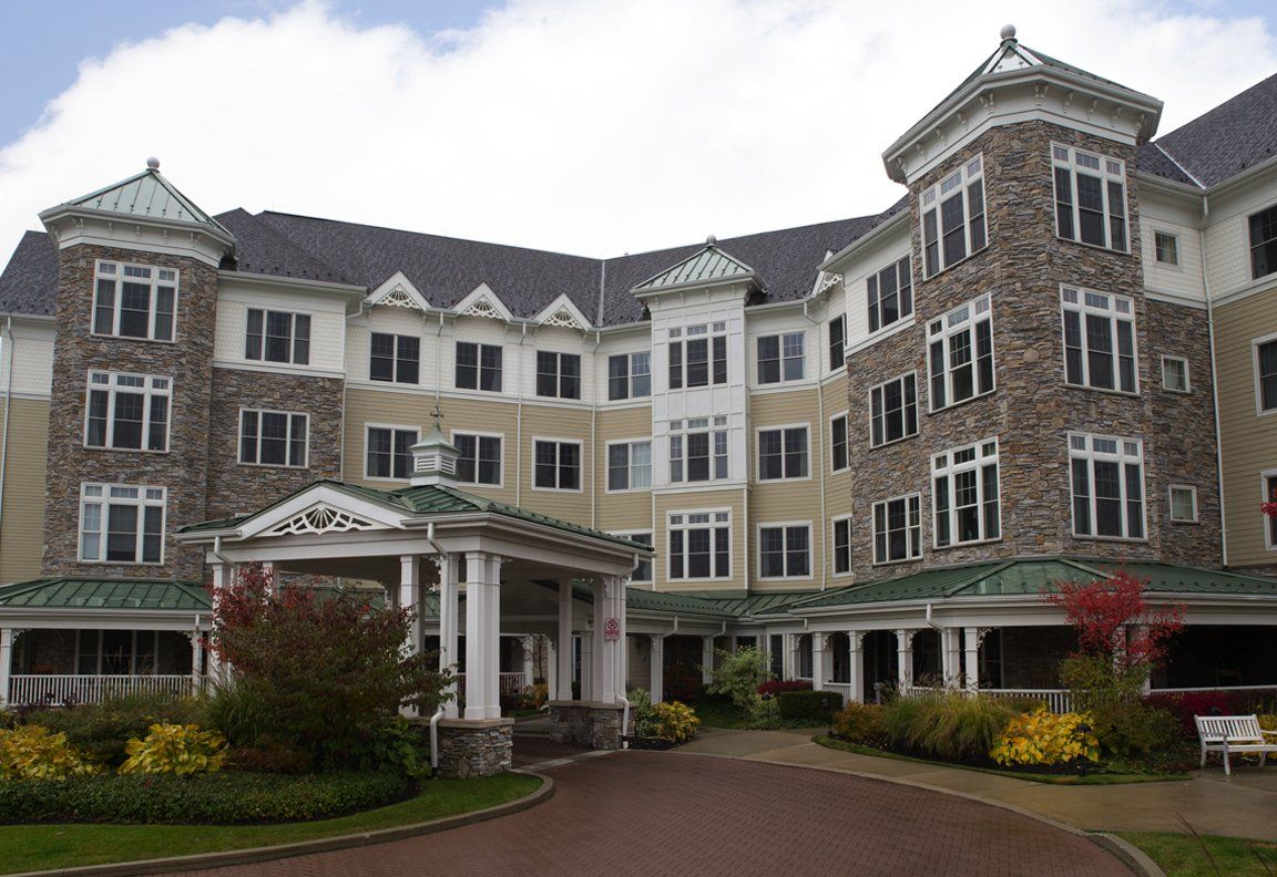 Exterior of building at Sunrise of Erin Mills