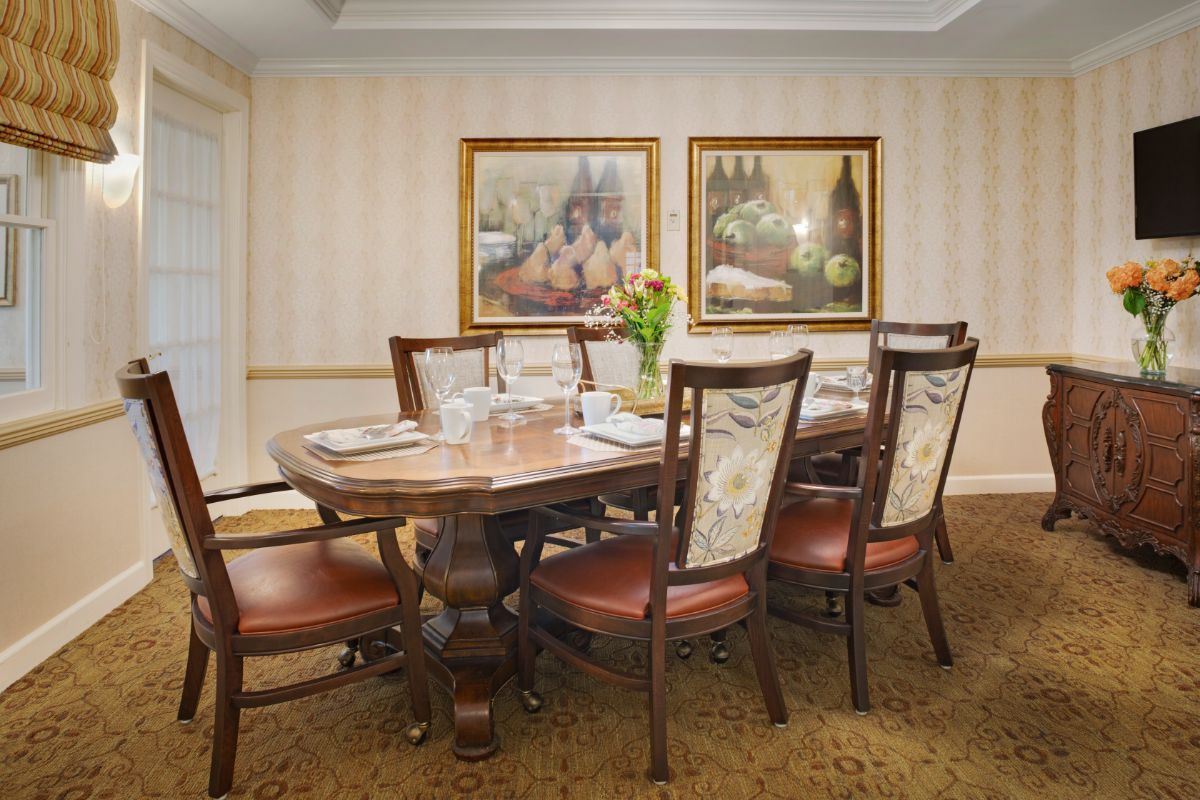 Private Dining Room, Sunrise of Crystal Lake