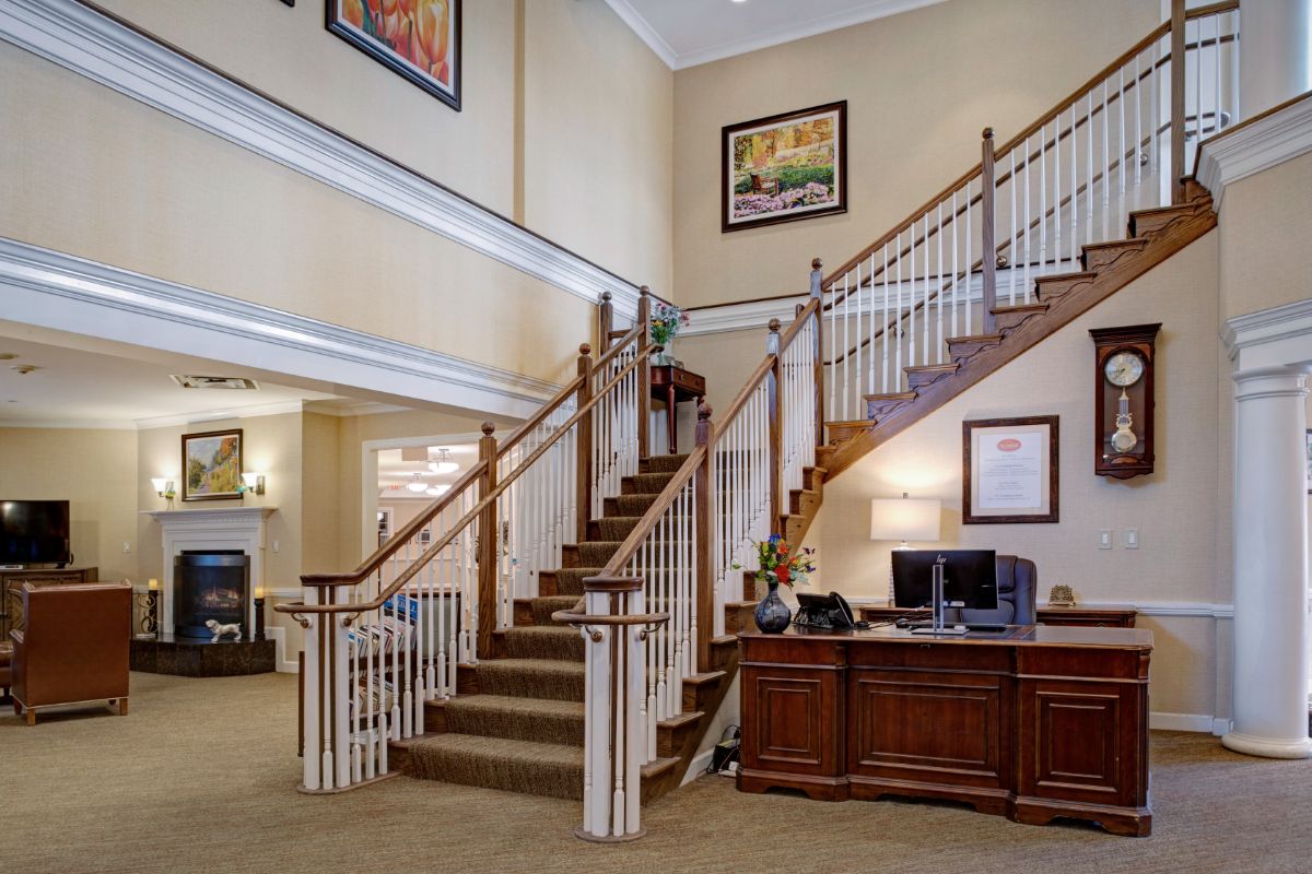 Sunrise of Highland Park | Lobby