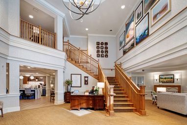 Lobby | Sunrise at Holladay