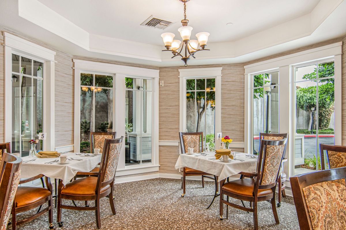 Dining Room | Sunrise of Hermosa Beach