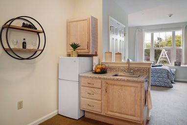 Model Suite Kitchen | Sunrise at Parma