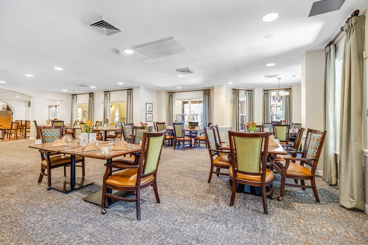 Sunrise of Mission Viejo | Dining Room