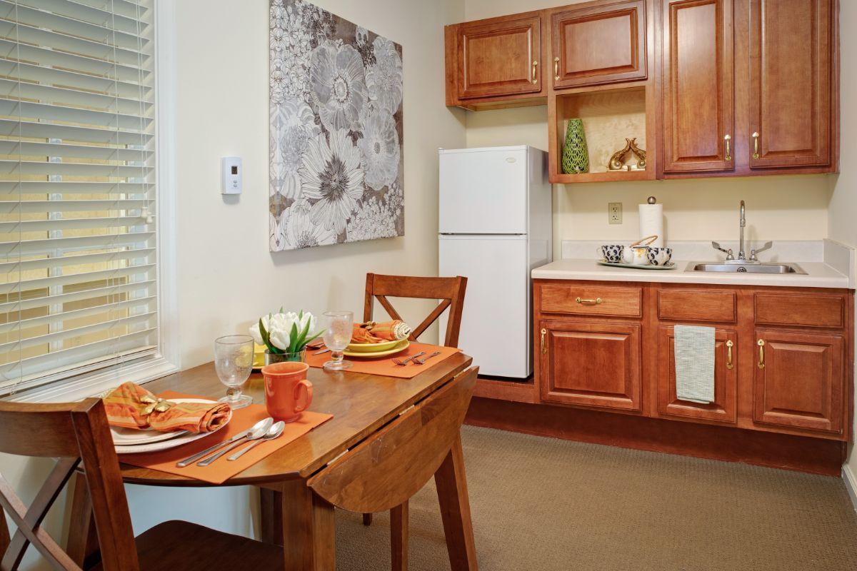 Virtual Tour & Photo Gallery Sunrise at Mount Vernon, VA