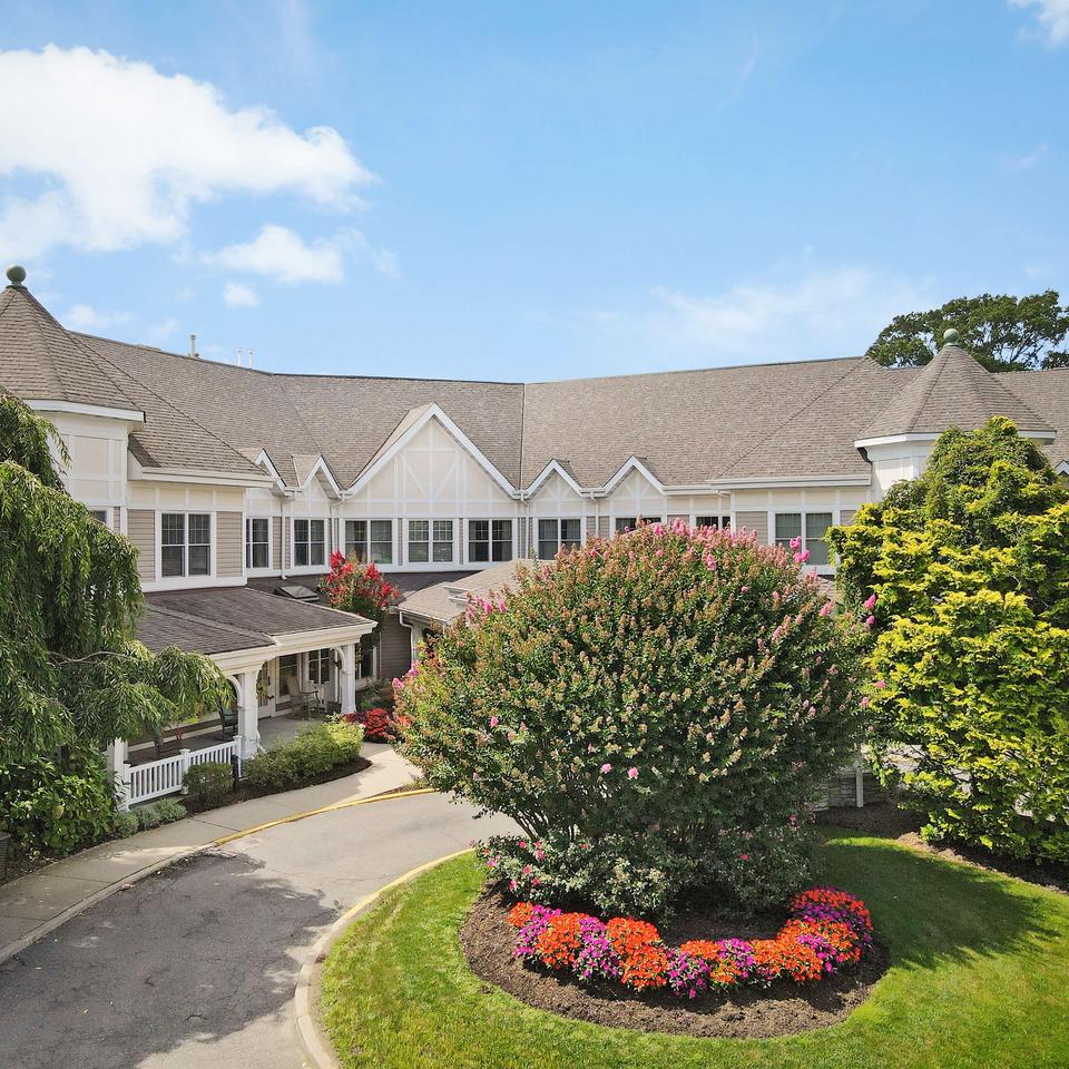 North Lynbrook | Exterior