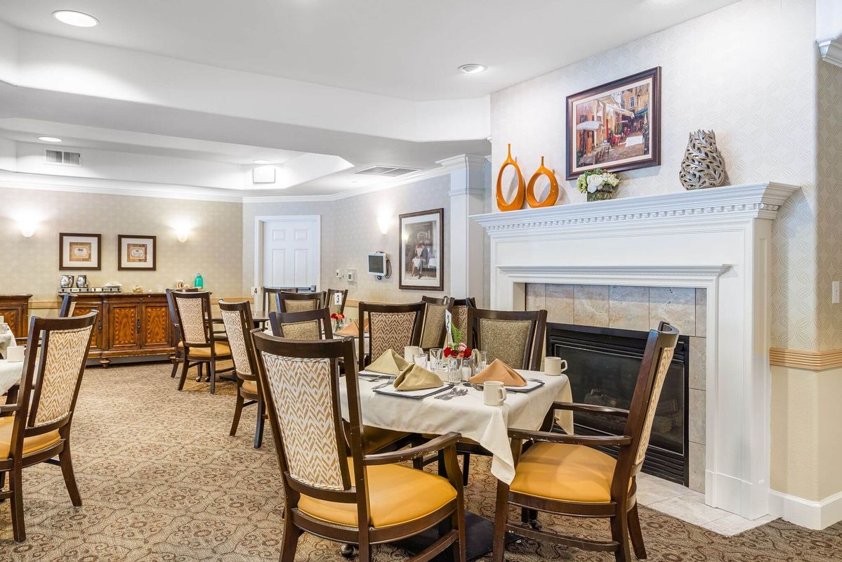 Sunrise of Danville | Dining Room